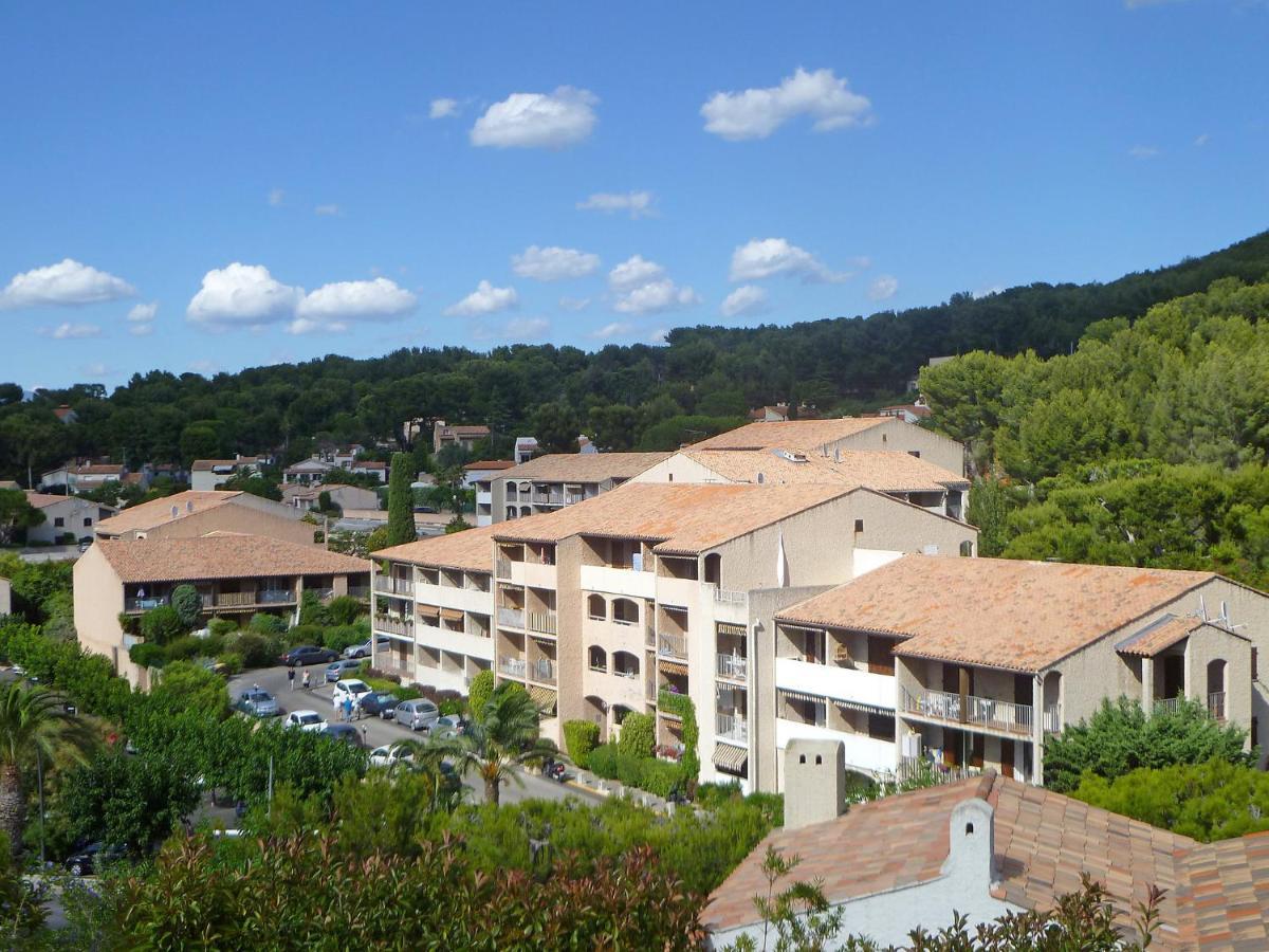 Apartment Les Aigues Marines-62 By Interhome Saint-Cyr-sur-Mer Exterior foto