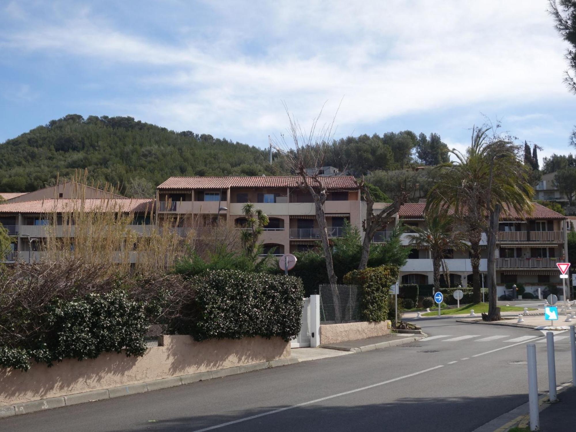 Apartment Les Aigues Marines-62 By Interhome Saint-Cyr-sur-Mer Exterior foto